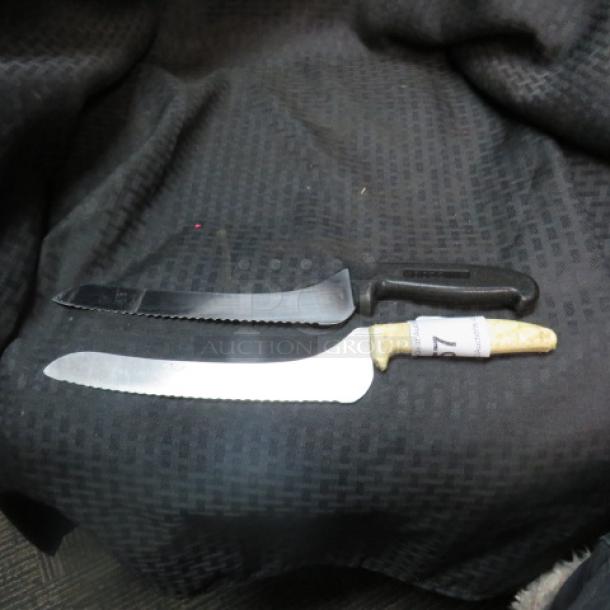 Assorted Chef Knife. 2XBID - Image 1 of 1