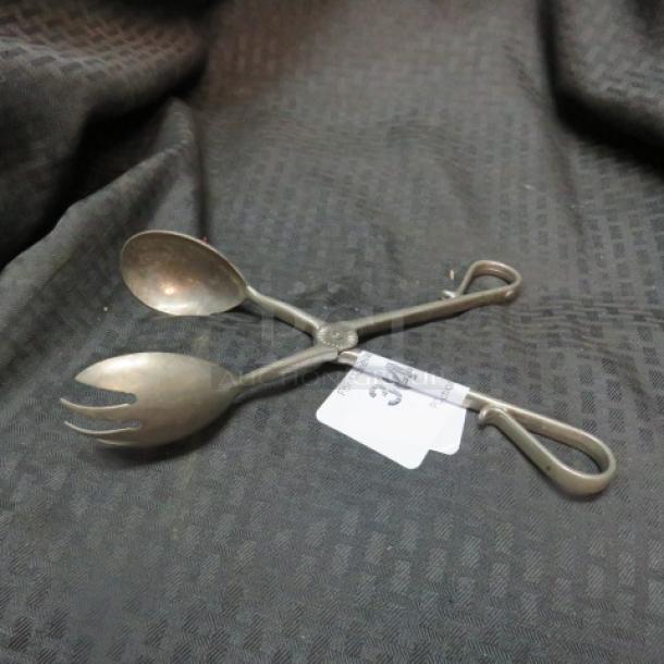 Spoon/Fork Tong. 4XBID - Image 1 of 1