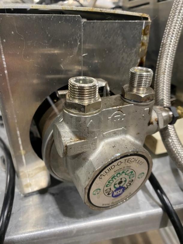 Pentair Shurflo Commercial RV Water Delivery Pump! 115V! Model: EV316026! - Image 5 of 7