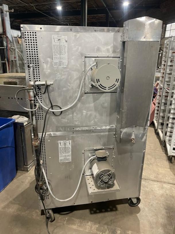 South Bend SilverStar Series Commercial Natural Gas Powered Double Stack Convection Oven! All Stainless Steel! With Metal Oven Racks!  On Casters! 2X Your Bid Makes One Unit! - Image 3 of 9