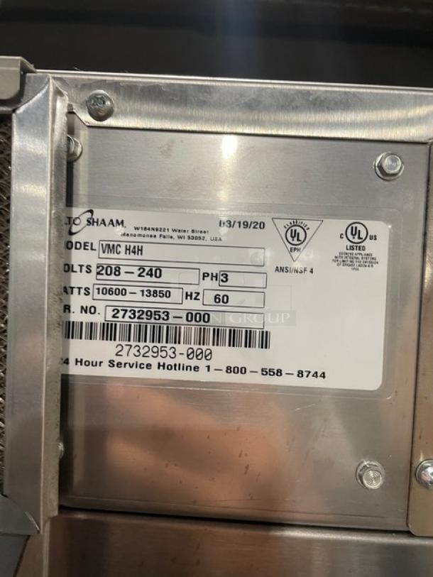 WOW! 2020 Late Model!  Alto Shaam Commercial Electric Powered Half Size Multi-Cook Oven! With 4 Cooking Chamber Zones! With Individual Controls! On Storage Shelf With 5 Pan Holding Rack! All Stainless Steel! With Metal Oven Racks! On Casters! 208-240V 3 Phase! Model: VMC-H4H SN: 2732953-000! Working When Removed! - Image 5 of 10