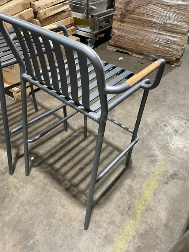 Brand New! Soft Gray Vertical Slat Powder Coated Aluminum Stackable Counter & Bar Stools! Suitable For Indoor & Outdoor Use! 2X Your Bid! - Image 4 of 7