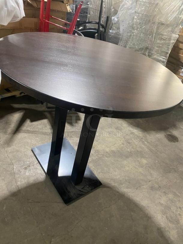 BRAND NEW! IN THE BOX!  Round 48 x 48 Inch BUTCHER BLOCK Style Dining Table! Red Oak/Walnut Color! With Metal Base! 1.5 Inch Thick! - Image 2 of 9
