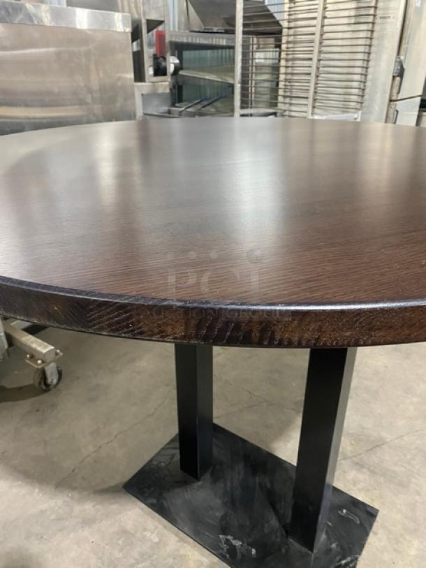 BRAND NEW! IN THE BOX!  Round 48 x 48 Inch BUTCHER BLOCK Style Dining Table! Red Oak/Walnut Color! With Metal Base! 1.5 Inch Thick! - Image 5 of 9