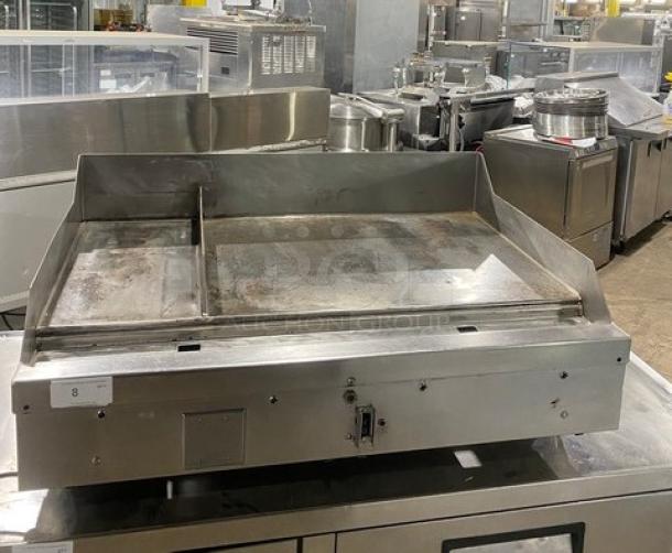 Wood Stone Chipolite Style Commercial Natural Gas Powered Countertop 1" Thick Plate Flat Griddle! With Split!  All Stainless Steel! On Legs! - Image 1 of 11