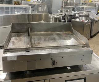 Wood Stone Chipolite Style Commercial Natural Gas Powered Countertop 1" Thick Plate Flat Griddle! With Split!  All Stainless Steel! On Legs!