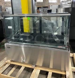 Late Model! Kool It Commercial Flat Glass Dry Bakery Display Case! With LED Lights! With Adjustable Shelves! With 2 Sliding Door Rear Access! 115V! Model: KBF-60D