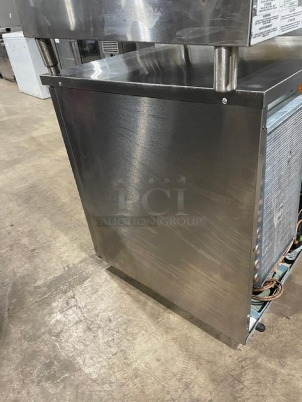 Delfield Commercial Refrigerated Single Door Lowboy/Worktop Cooler! All Stainless Steel! With Metal Pan Holding Rack! On Casters! 115V 1 Phase! Model: 406-STAR4 SN: 1508152002869! - Image 4 of 7