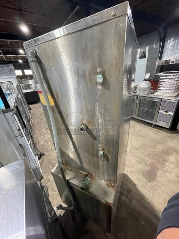 Market Forge Commercial Electric Powered Double Stacked Convection Steam Cooker!  All Stainless Steel! With Built In Pan Racks! On Legs! 208V 3 Phase! Model: EJ-10E SN: 80713-10EE-3505! Working When Removed! - Image 4 of 9