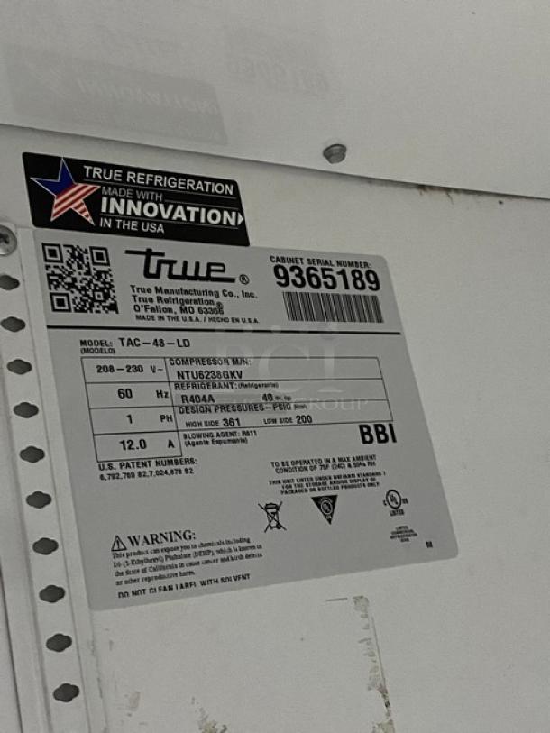 True Commercial Stainless Steel Refrigerated Multi-Tier Open Grab-N-Go Merchandiser Display! With Poly Coated Wire Racks! Model: TAC-48-LD SN: 9365189! 208-230V 1 Phase! On Legs! - Image 6 of 8