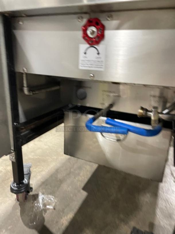 All Stainless Steel Commercial Liquid Propane Gas Powered Pressure Fryer! With Digital Menu Panel! With Built-in Oil Filter System & Oil Pump! With Frying Basket! All Stainless Steel! On Casters! 110V! Model: YXY-25D! - Image 6 of 10