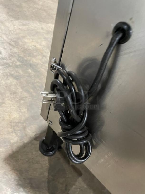 All Stainless Steel Commercial Liquid Propane Gas Powered Pressure Fryer! With Digital Menu Panel! With Built-in Oil Filter System & Oil Pump! With Frying Basket! All Stainless Steel! On Casters! 110V! Model: YXY-25D! - Image 10 of 10