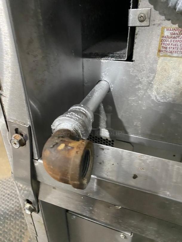 Nice! Blodgett Commercial Natural Gas Powered Double Stacked Convection Oven! All Stainless Steel! With Metal Oven Racks! On Legs! SN: 021601RA025Z! 2X Your Bid Makes One Unit! - Image 9 of 11