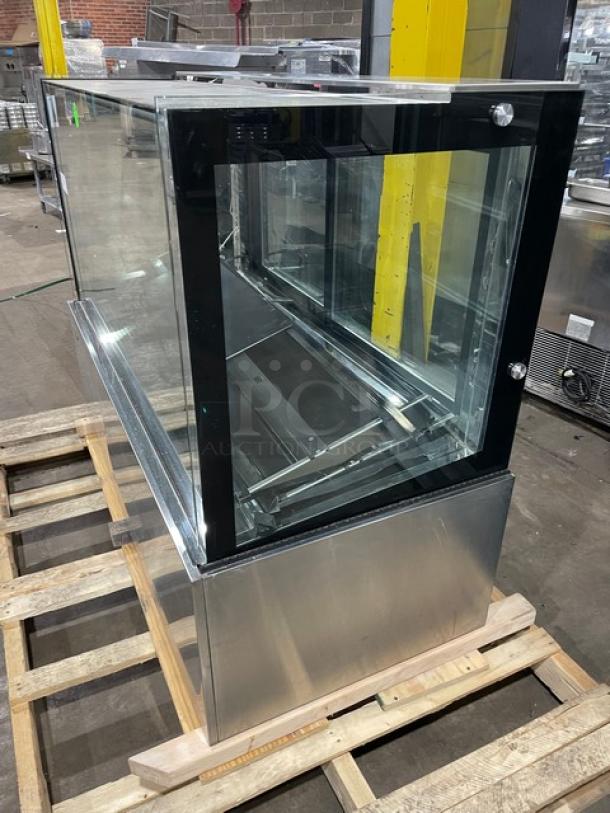 Late Model! Kool It Commercial Flat Glass Dry Bakery Display Case! With LED Lights! With Adjustable Shelves! With 2 Sliding Door Rear Access! 115V! Model: KBF-60D - Image 2 of 8