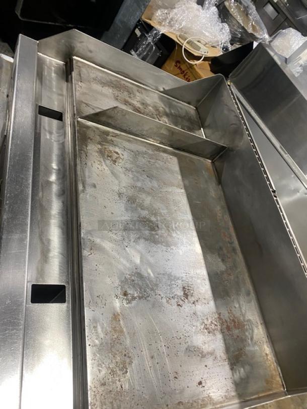 Wood Stone Chipolite Style Commercial Natural Gas Powered Countertop 1" Thick Plate Flat Griddle! With Split!  All Stainless Steel! On Legs! - Image 6 of 11