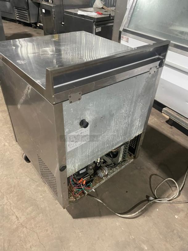 Turbo Air Commercial Refrigerated Single Door Lowboy/Worktop Cooler! With Back Splash! All Stainless Steel! With Metal Rack! On Casters! 115V! Model: TWR-28SD! - Image 4 of 8