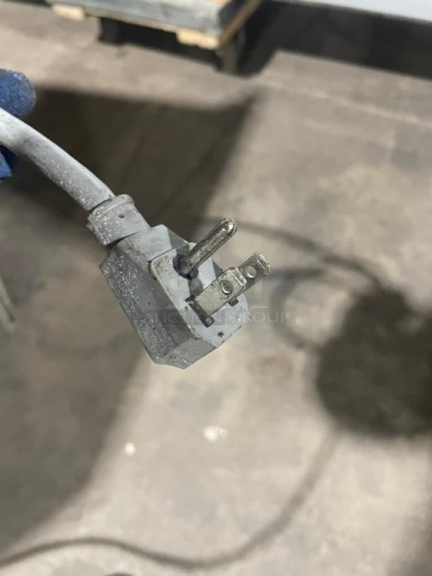 Turbo Air Commercial Refrigerated Single Door Lowboy/Worktop Cooler! With Back Splash! All Stainless Steel! With Metal Rack! On Casters! 115V! Model: TWR-28SD! - Image 8 of 8