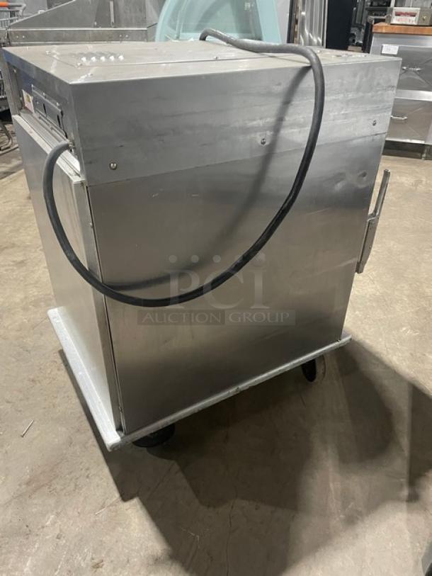 Henny Penny Commercial Half Size Insulated Heated Proofing Cabinet/Food Warmer! All Stainless Steel! On Casters!  Model: HC-900! - Image 4 of 8