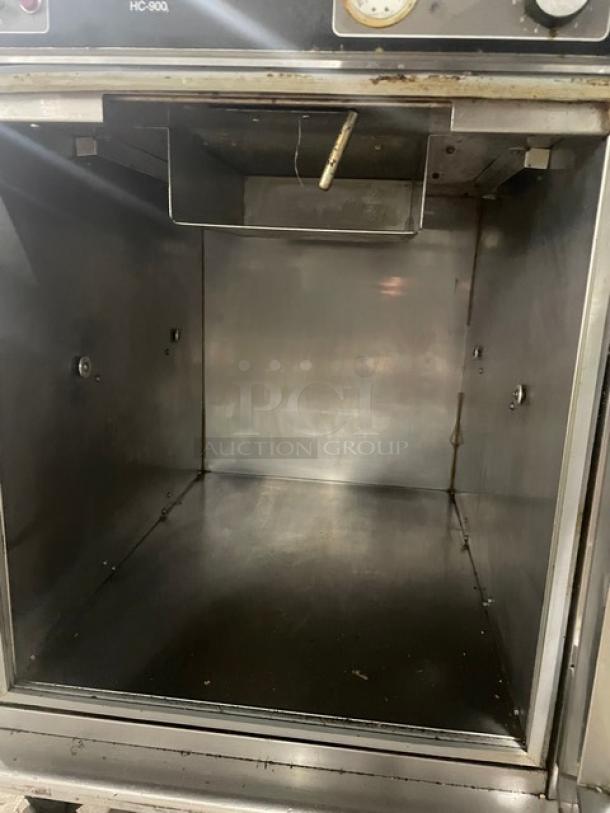 Henny Penny Commercial Half Size Insulated Heated Proofing Cabinet/Food Warmer! All Stainless Steel! On Casters!  Model: HC-900! - Image 5 of 8