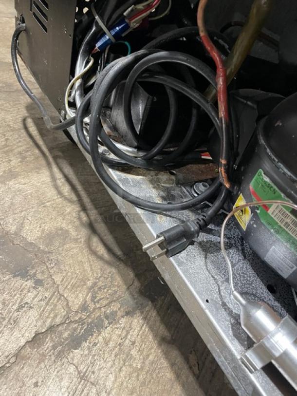 Universal Coolers Commercial Refrigerated Mega Top Salad/Sandwich Prep Table! With 2 Door Refrigerated Storage Underneath! All Stainless Steel!  With Poly Coated Racks! On Casters! 115V! Model: SC-48-BMI! - Image 8 of 9