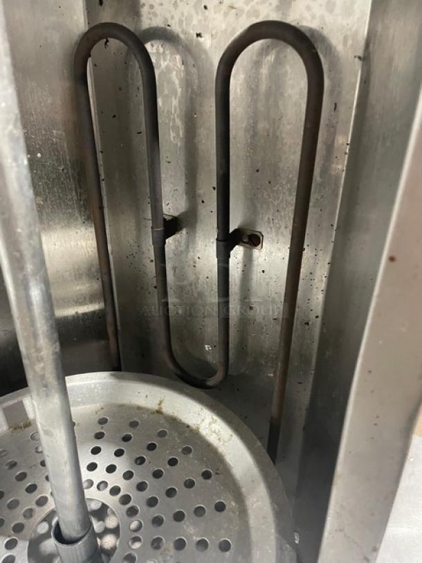 Auto Gyros Commercial Electric Powered Countertop Vertical Broiler Gyro Machine! 120V 1 Phase! Model: 4LEM SN: 2735! - Image 7 of 9
