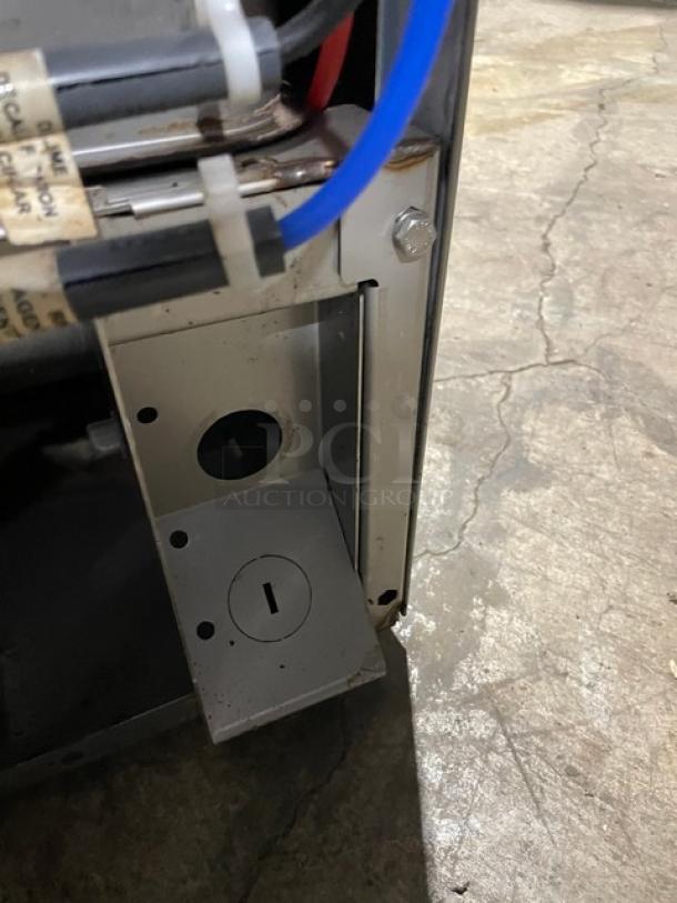 Amazing! Hobart Advansys Series New Body Style Commercial High Temp Undercounter Dishwasher! All Stainless Steel! With Full Size Glass Rack! 120/208V 1 Phase! Model: LXER SN: 231198825! - Image 9 of 9