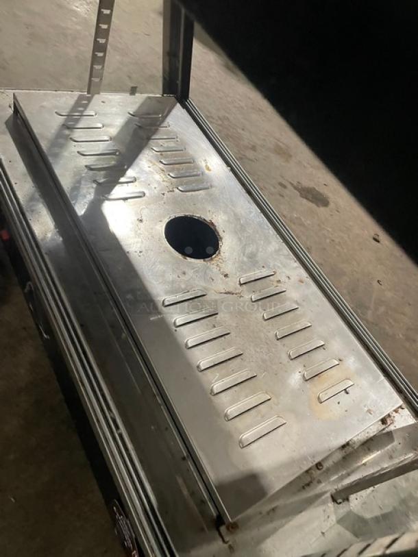 SkyFood Commercial Countertop Heated Display Case/Hot Food Merchandiser! 110V! Model: HFM-36 SN: 000714! - Image 5 of 8