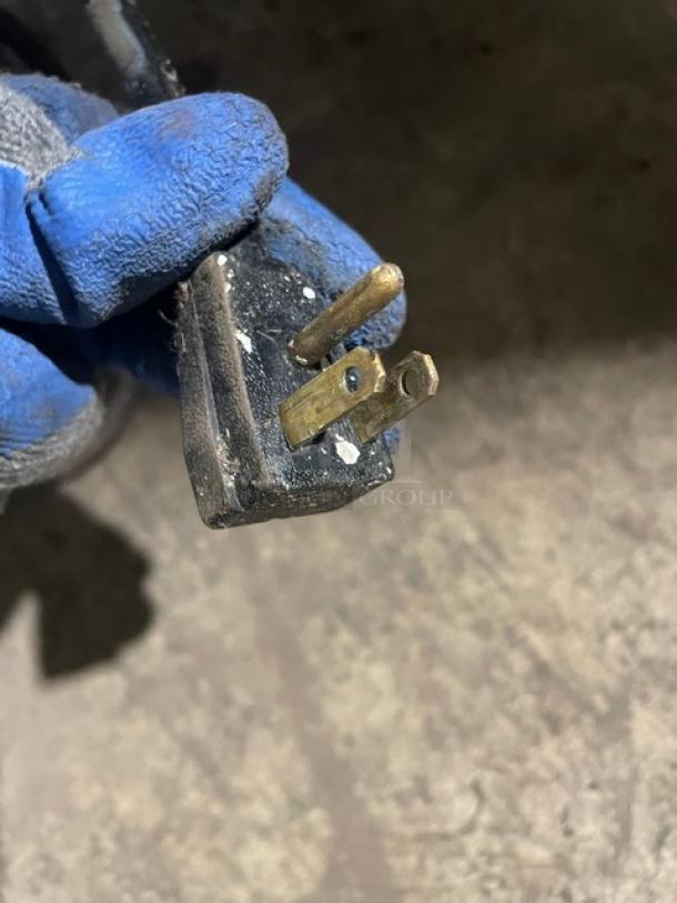 True Commercial Single Door Reach In Freezer! All Stainless Steel! With Poly Coated Racks! On Casters! 115V 1 Phase! Model: T-23F SN: 5175087! - Image 9 of 9