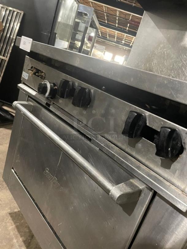 Sunfire Commercial Natural Gas Powered 6 Burner Range! With Full Size Oven Underneath! With Back Splash & Overhead Salamander Shelf! All Stainless Steel! With Metal Oven Rack! On Casters! Model: X36-6R! - Image 8 of 10
