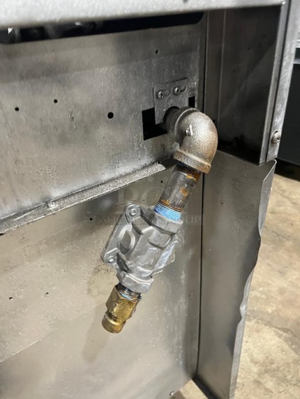 Garland Commercial Natural Gas Powered 6 Burner Range! With Full Sized Oven Underneath! With Back Splash & Overhead Salamander Shelf! All Stainless Steel! On Legs! - Image 9 of 9