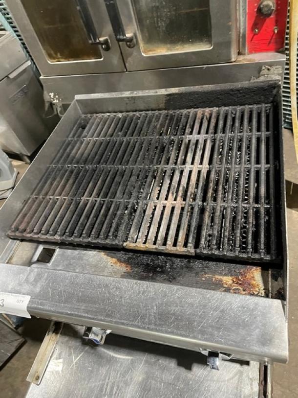 Patriot Commercial Natural Gas Powered Countertop Char Broiler! On Stand With Storage Shelf! All Stainless Steel! Model: FMECTG-24! Working When Removed! - Image 5 of 10