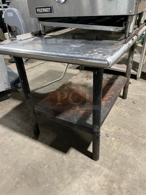 Patriot Commercial Natural Gas Powered Countertop Char Broiler! On Stand With Storage Shelf! All Stainless Steel! Model: FMECTG-24! Working When Removed! - Image 8 of 10