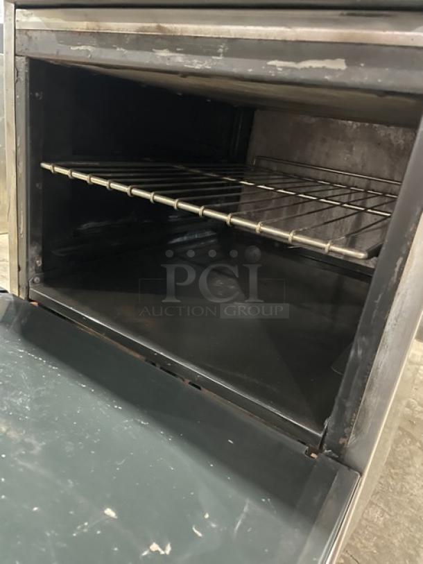 American Range Commercial Natural Gas Powered 4 Burner Stove! With Full Sized Oven Underneath! With Backsplash! All Stainless Steel!  With Metal Oven Rack! On Legs! - Image 7 of 9