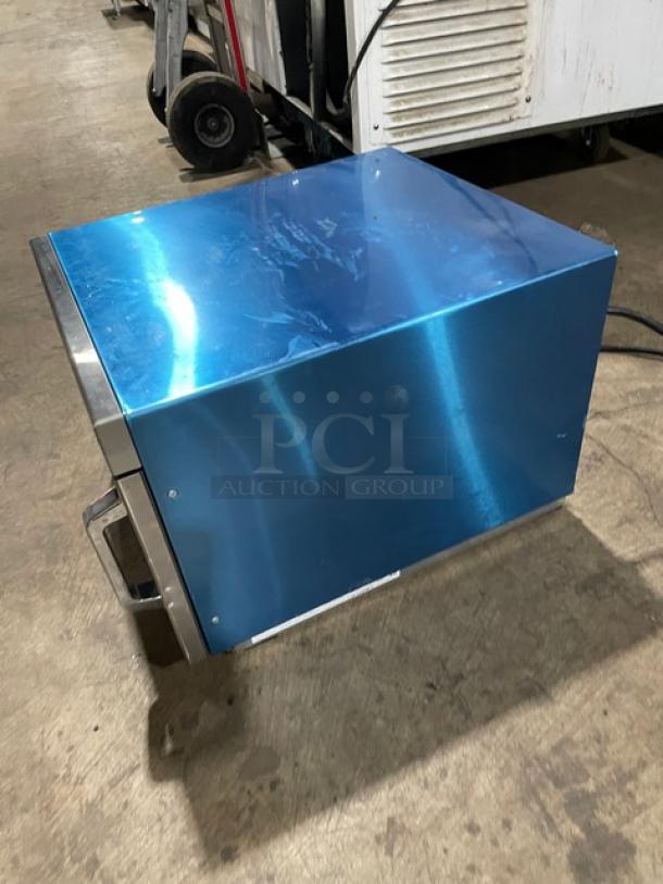 Panasonic Commercial Countertop Microwave Oven! All stainless Steel! With Touch Pad! 208/230V! Model: NE-17521 SN: 6CD2090015! - Image 3 of 8