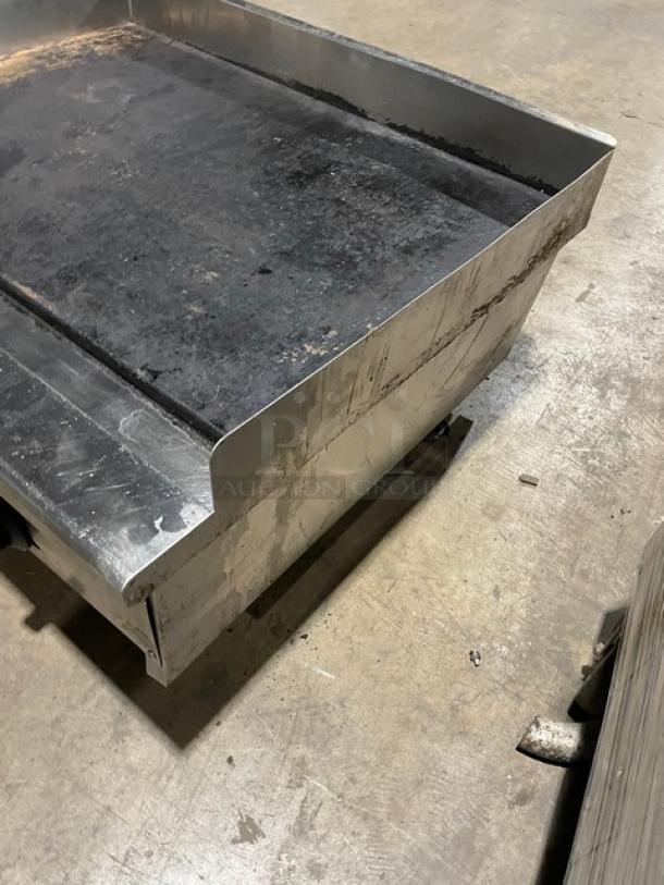 Commercial Natural Gas Powered Countertop Flat Griddle! All Stainless Steel! On Legs! Working When Removed! - Image 3 of 6