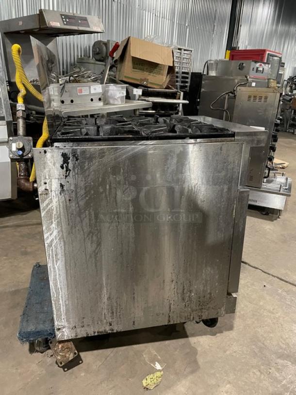 Commercial Natural Gas Powered 4 Burner Range! With Full Sized Oven Underneath! With Back Splash! All Stainless Steel! With Metal Oven Rack! Working When Removed! - Image 3 of 9
