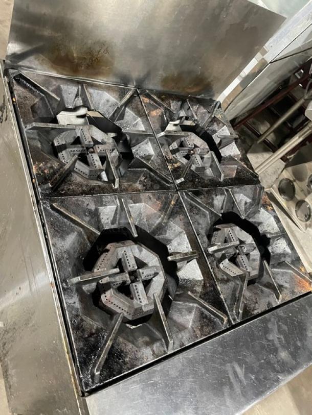 Commercial Natural Gas Powered 4 Burner Range! With Full Sized Oven Underneath! With Back Splash! All Stainless Steel! With Metal Oven Rack! Working When Removed! - Image 5 of 9
