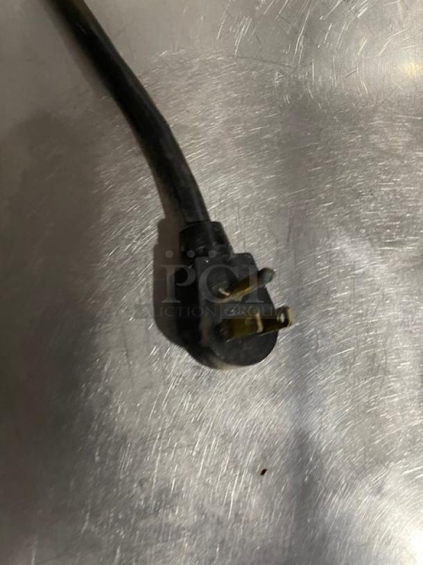 Nelson Commercial Ice Cream Dipping Cabinet! With Sneeze Guard! With Rear Lift-Up Style Doors! 115V! Model: BD6DIP-RIT! - Image 7 of 7