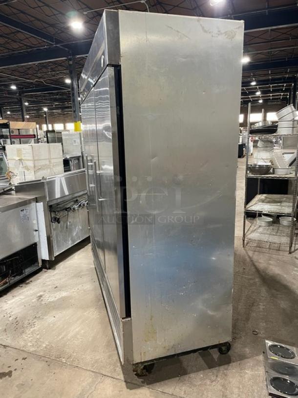 True Commercial 3 Door Reach In Refrigerator! All Stainless Steel! With Poly Coated Racks! On Casters! 115V 1 Phase! Model: T-72 SN:1-2432016! Working When Removed! - Image 4 of 9