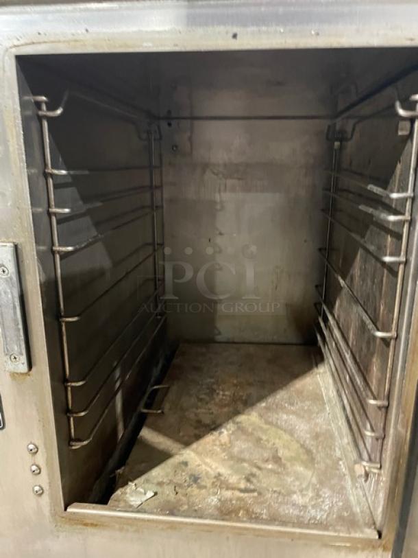 AccuTemp Evolution Series Commercial Electric Powered Countertop Boilerless Steamer!  All Stainless Steel! With Built In Pan Racks!  On Legs! 208V 3 Phase! Model: E62083E15000250 SN: 50531! - Image 6 of 8