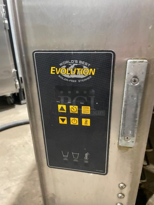 AccuTemp Evolution Series Commercial Electric Powered Countertop Boilerless Steamer!  All Stainless Steel! With Built In Pan Racks!  On Legs! 208V 3 Phase! Model: E62083E15000250 SN: 50531! - Image 7 of 8