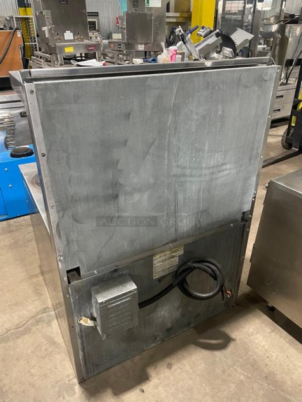 Imperial Commercial Electric Powered 6 Burner Hot Plate Range! With Full Sized Oven Underneath! With Backsplash & Overhead Salamander Shelf! All Stainless Steel! With Metal Oven Racks! - Image 4 of 8