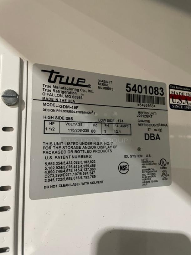 True Commercial Double Glass Door Reach In Freezer Merchandiser! With Poly Coated Racks! 115/208-230V 1 Phase! Model: GDM-49F SN: 5401083! - Image 7 of 8