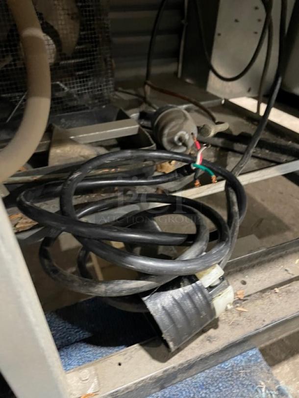 True Commercial Double Glass Door Reach In Freezer Merchandiser! With Poly Coated Racks! 115/208-230V 1 Phase! Model: GDM-49F SN: 5401083! - Image 8 of 8