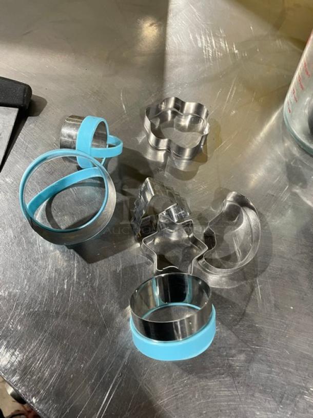 Lot Of Assorted Kitchen Utensils! All One Money! - Image 3 of 4