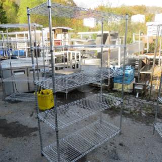 One Metro Shelf With 5 Shelves. 48X18X72