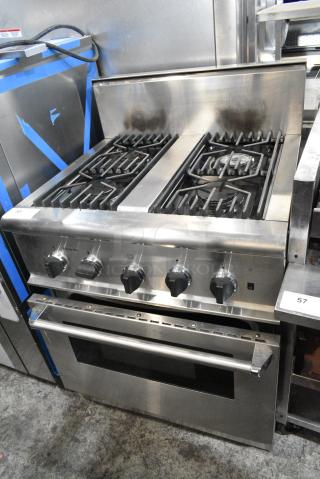 Thermador Professional Stainless Steel Commercial Natural Gas Powered 4 Burner Range w/ Oven.