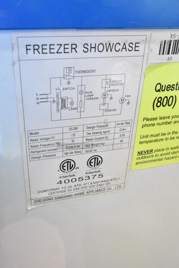 XS-208 Metal Commercial Chest Freezer Merchandiser on Commercial Casters. 115 Volts, 1 Phase. Tested and Working! - Image 7 of 7