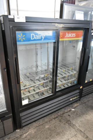 True GDM-41SL-48-HC-LD Metal Commercial 2 Door Reach In Cooler Merchandiser w/ Poly Coated Racks. 115 Volts, 1 Phase. Tested and Working!
