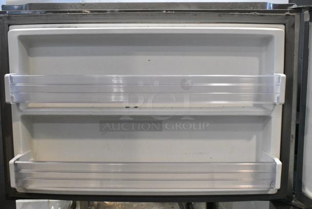 2017 Whirlpool WRT511SZDM00 Stainless Steel Cooler w/ Freezer. 115 Volts, 1 Phase. Tested and Working! - Image 3 of 7